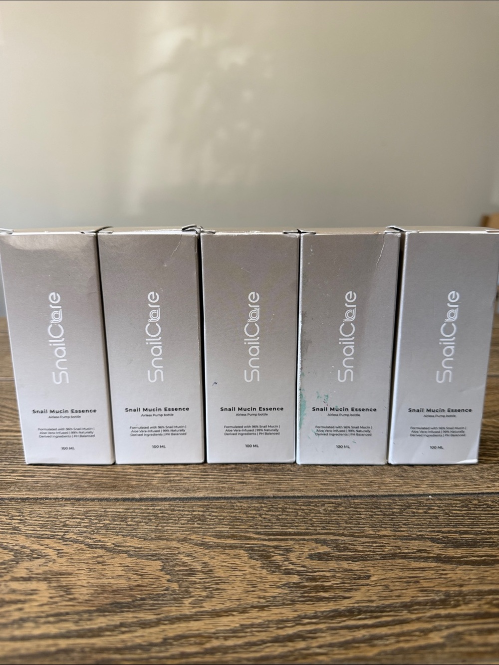 (5) Snail Mucin Essence Aloe Infused PH Balanced Hydrates & Smooths EXP 2027